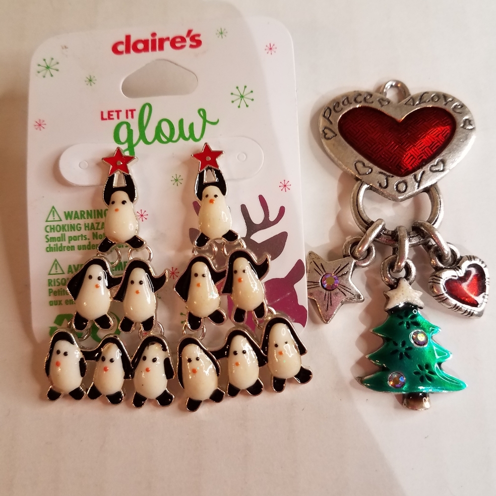 Penguin Christmas earring set j395